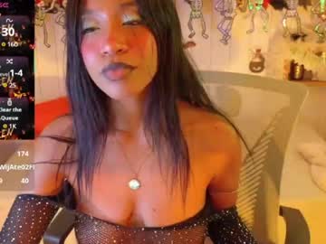 ebony_leyla