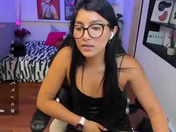hailey_adams