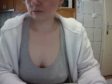 sanavi0806