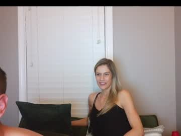 sobehotcouple19