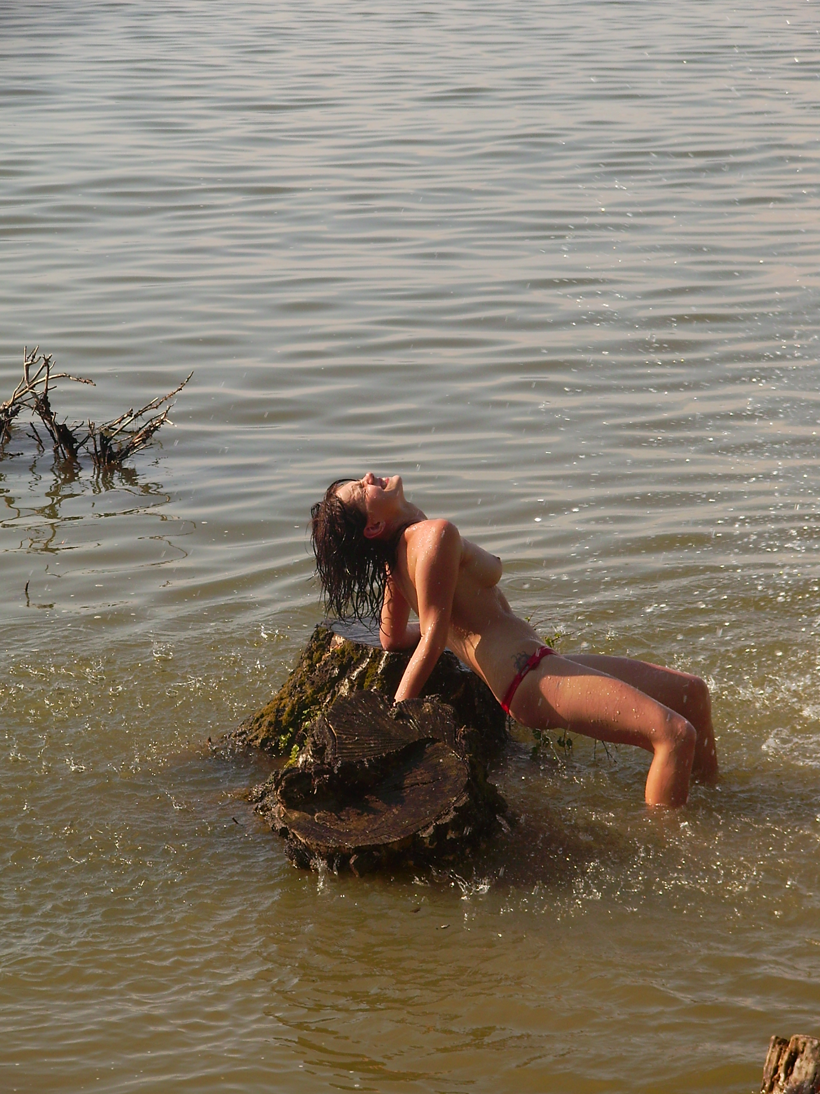 Amateur Girls Holiday Pics — 54