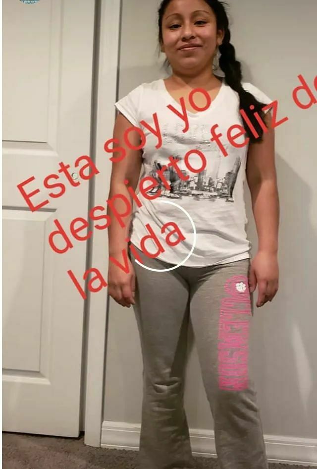 Mi amiga me vaila y casi la cacha su hijo — 8