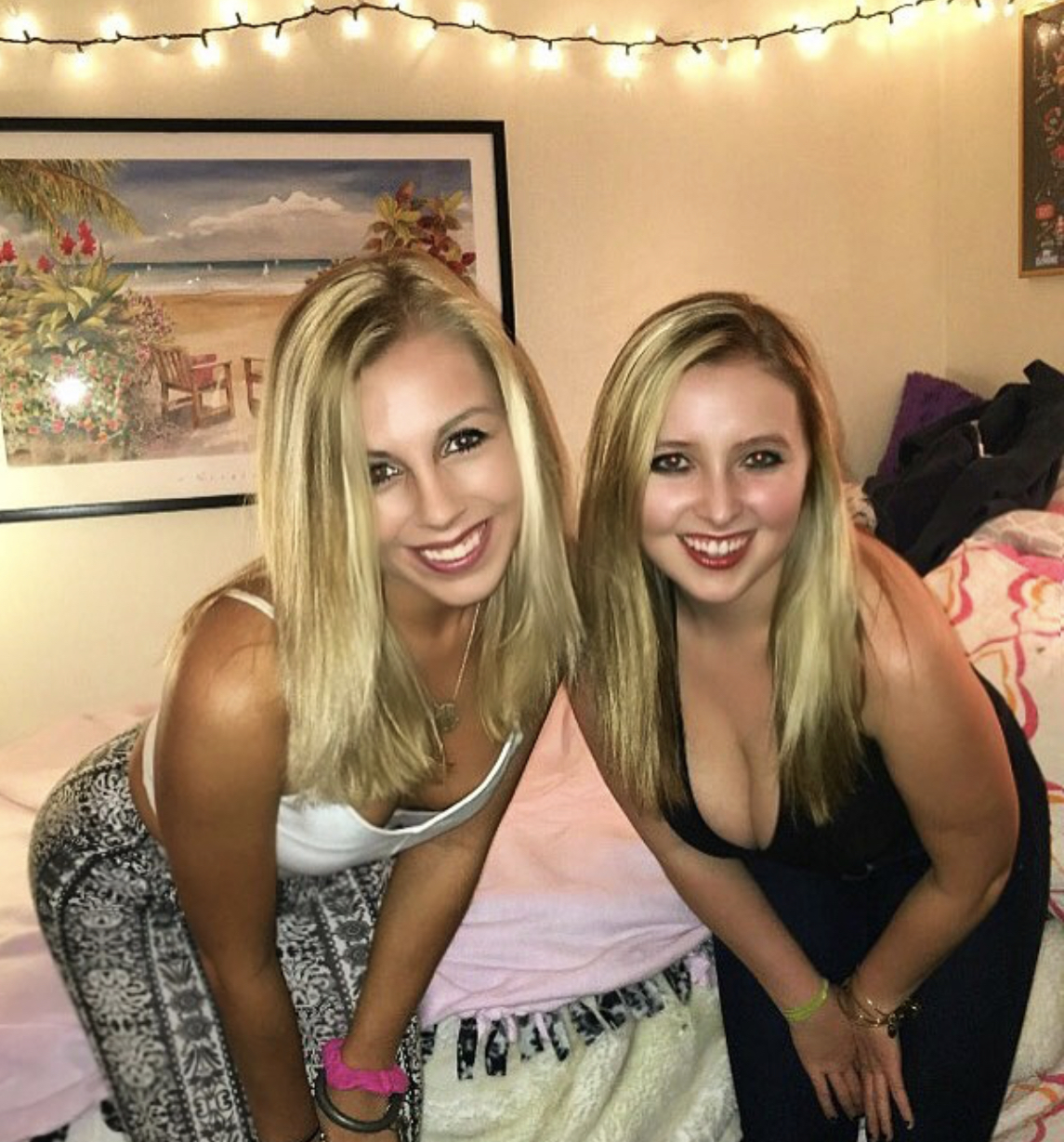 Big Boob Blonde Sorority Sister — 10