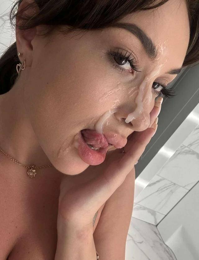 Cumshot Club — 29