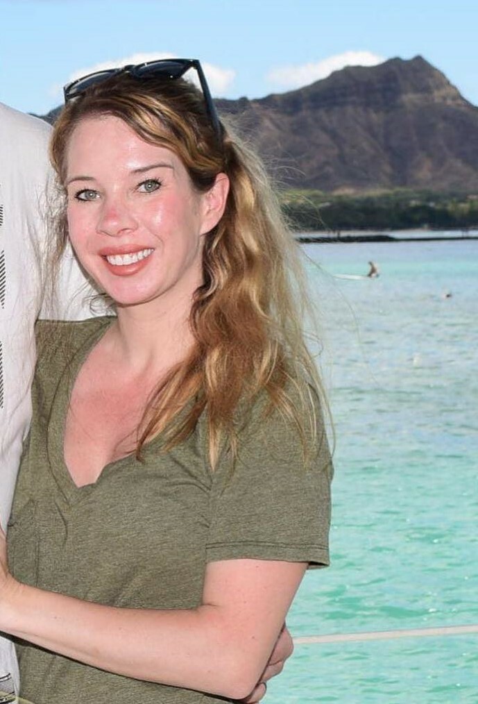 Elise was excited to show tits and shake ass — 13