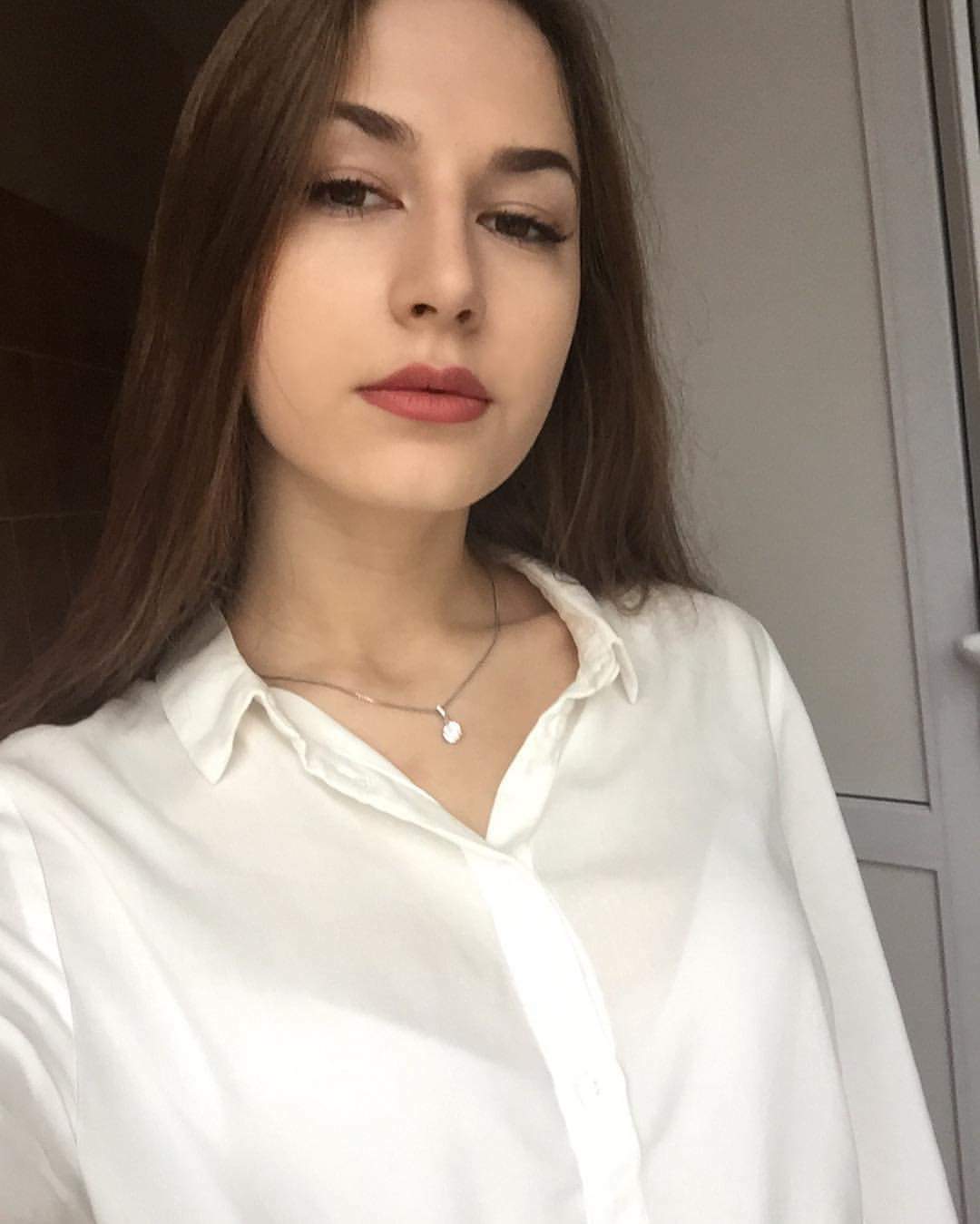 Dana pretty slut for gangbangs — 40