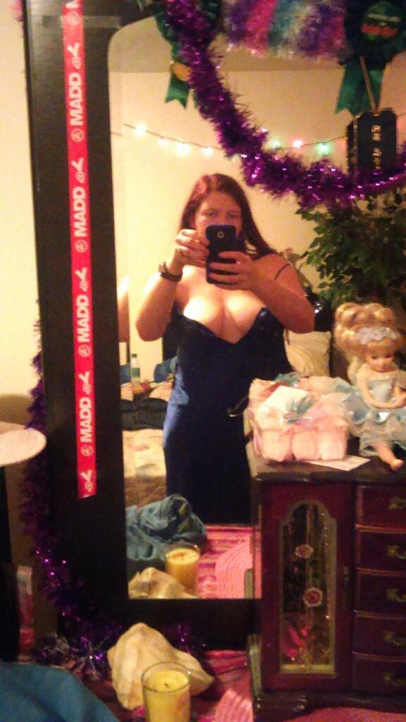Pics of a gal I used to bang — 17